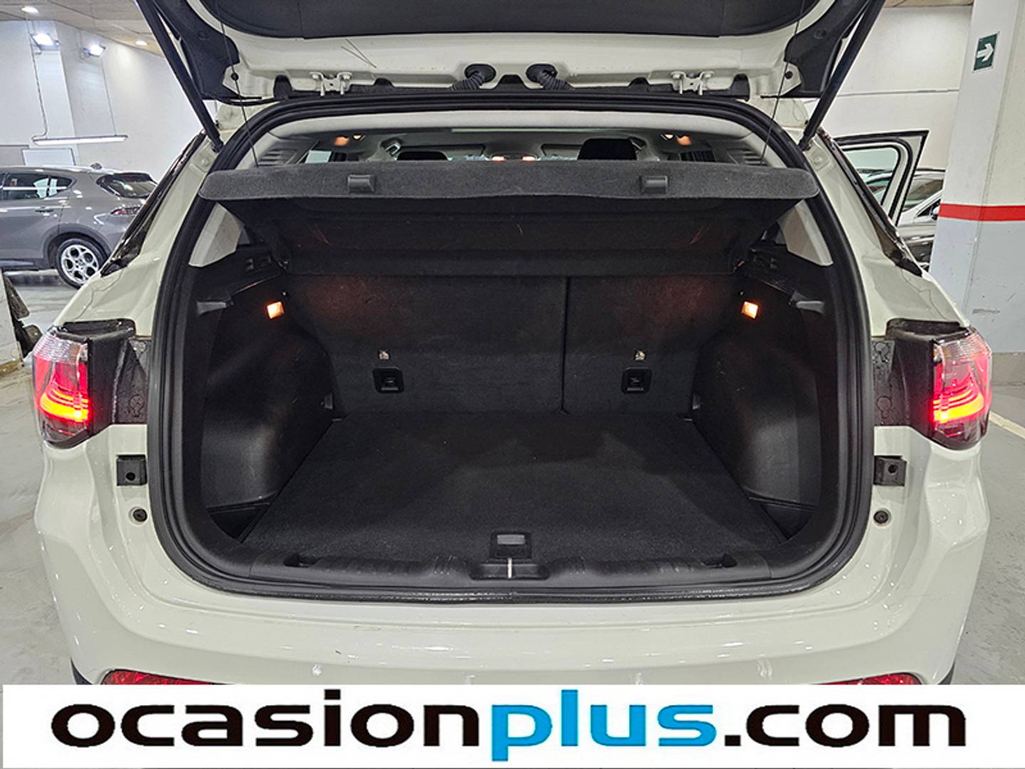 Foto Jeep Compass Jeep Compass 1.5 MHEV Night Eagle DCT (130 CV)