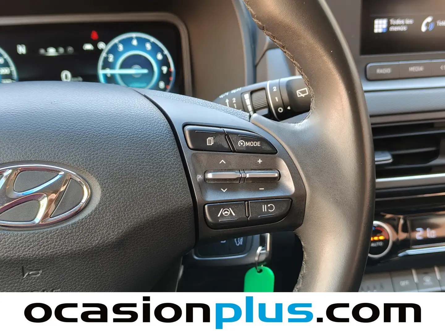 Foto Hyundai Kona Hyundai Kona 1.0 TGDi 48V Maxx 4x2 (120 CV)