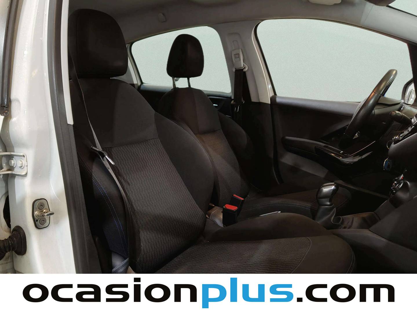 Peugeot 208 Peugeot 208 PureTech Signature (82 CV) km 0