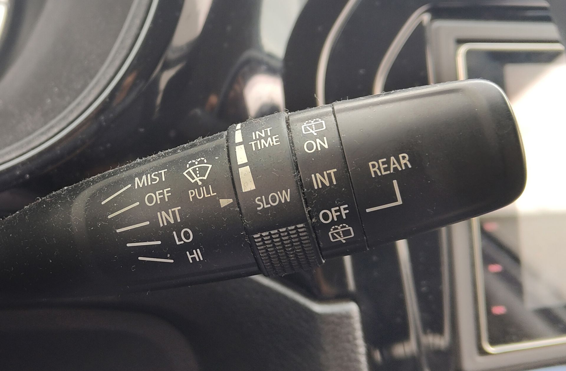Suzuki Vitara 1.6 VVT GLE - foto 23