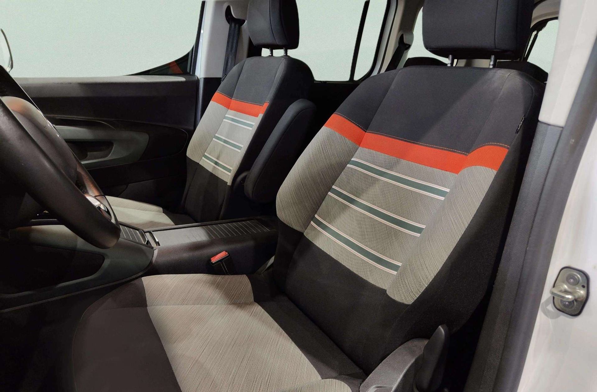 Citroën Berlingo PureTech 110 Talla M Shine - foto 11