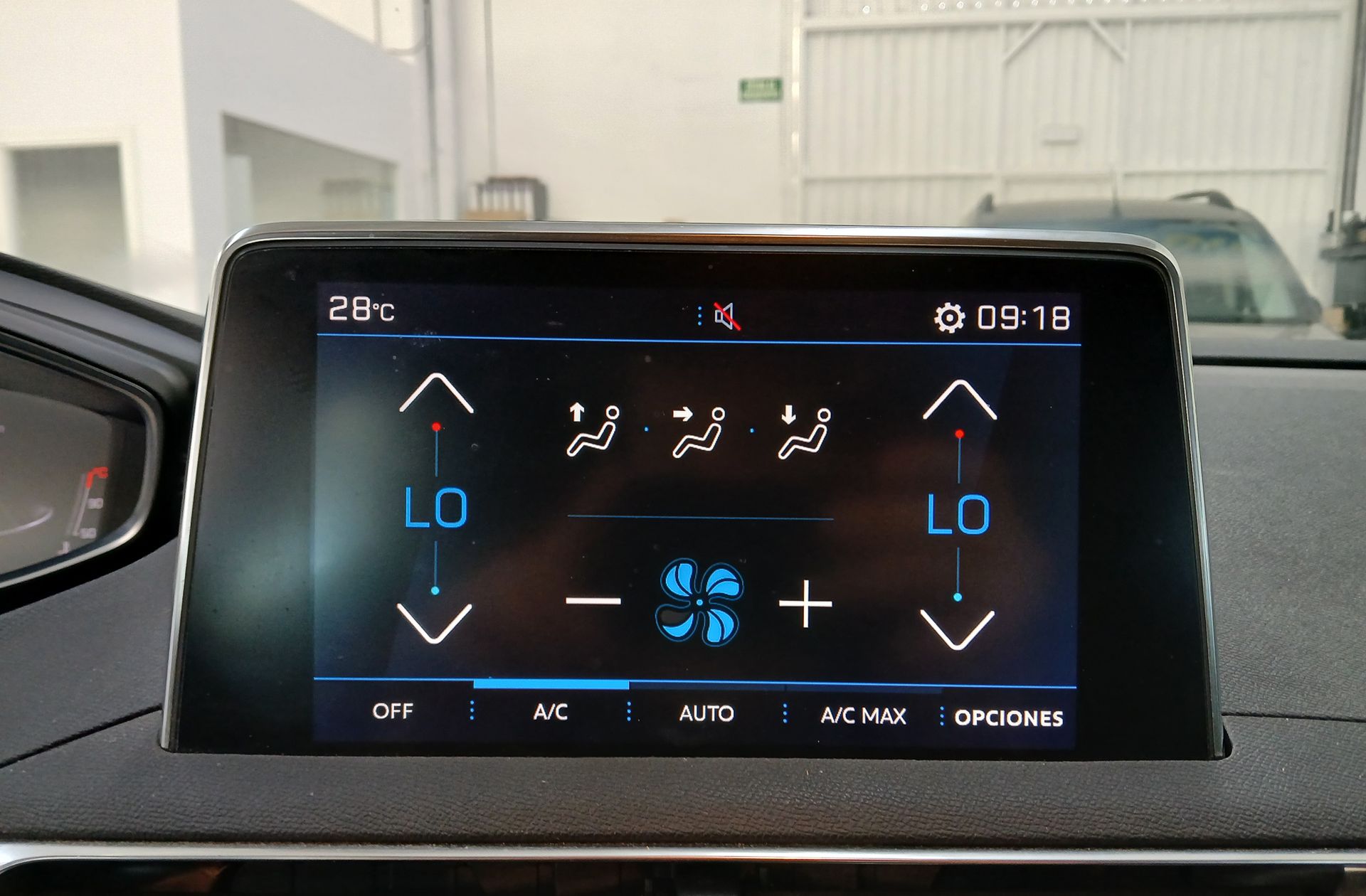 Peugeot 3008 BlueHDi 130 Active Pack - foto 33
