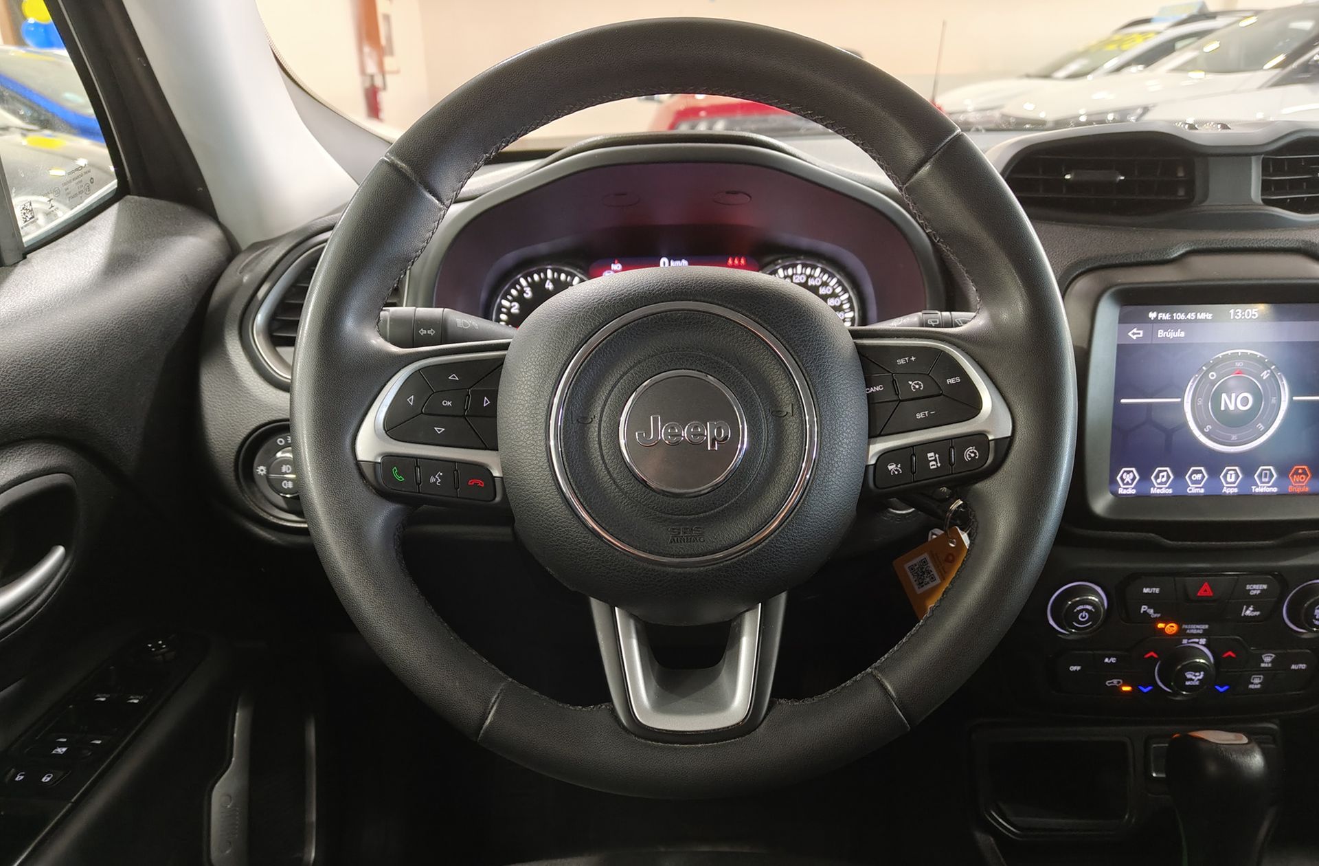Jeep Renegade eHybrid 1.5 Limited ATX - foto 18