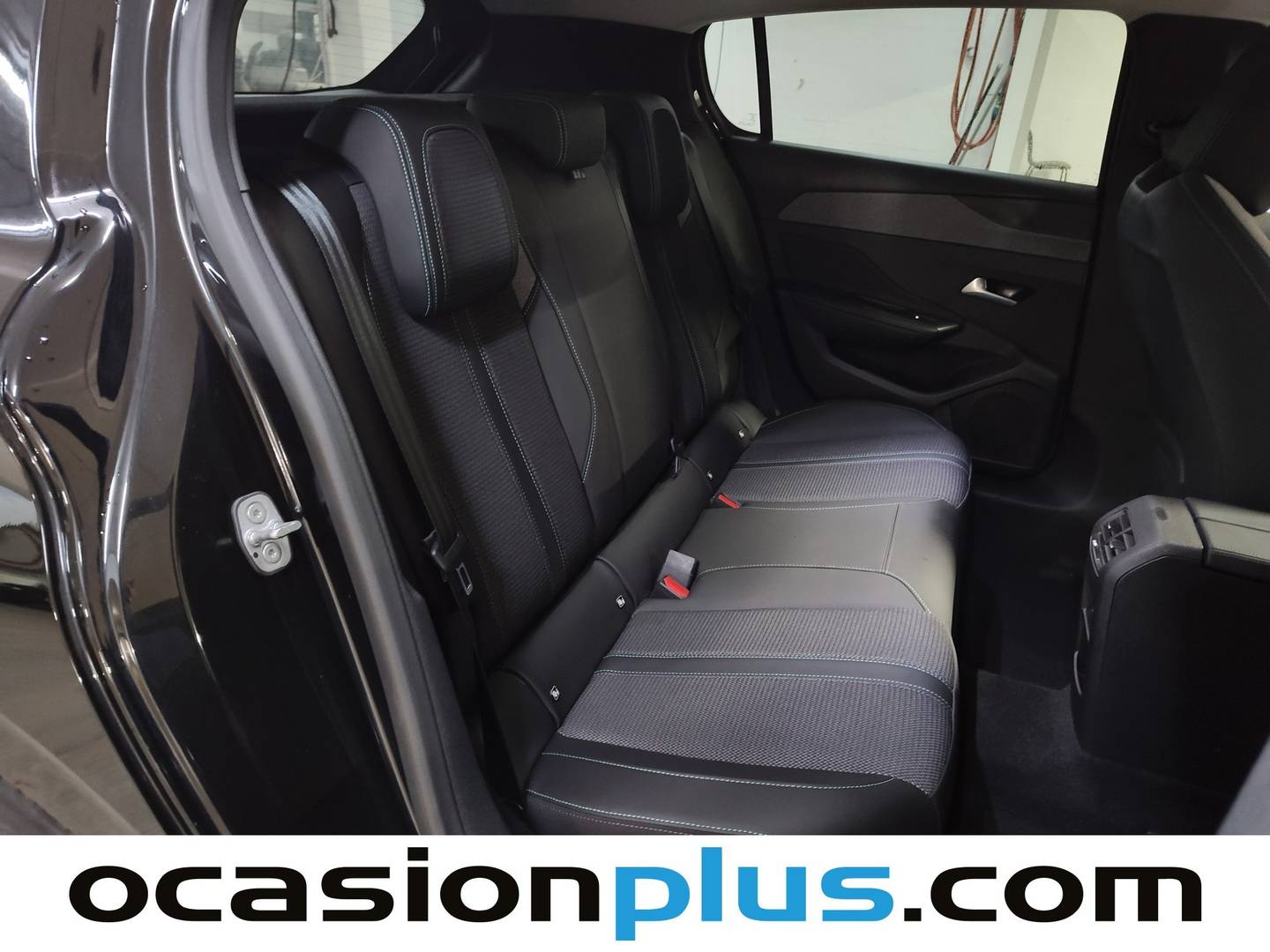 Foto Peugeot 308 Peugeot 308 Allure Hybrid eDCS6 (145 CV)