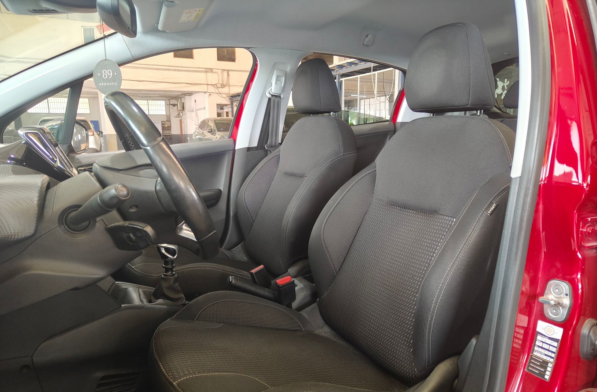 Peugeot 208 PureTech 110 Tech Edition - foto 11