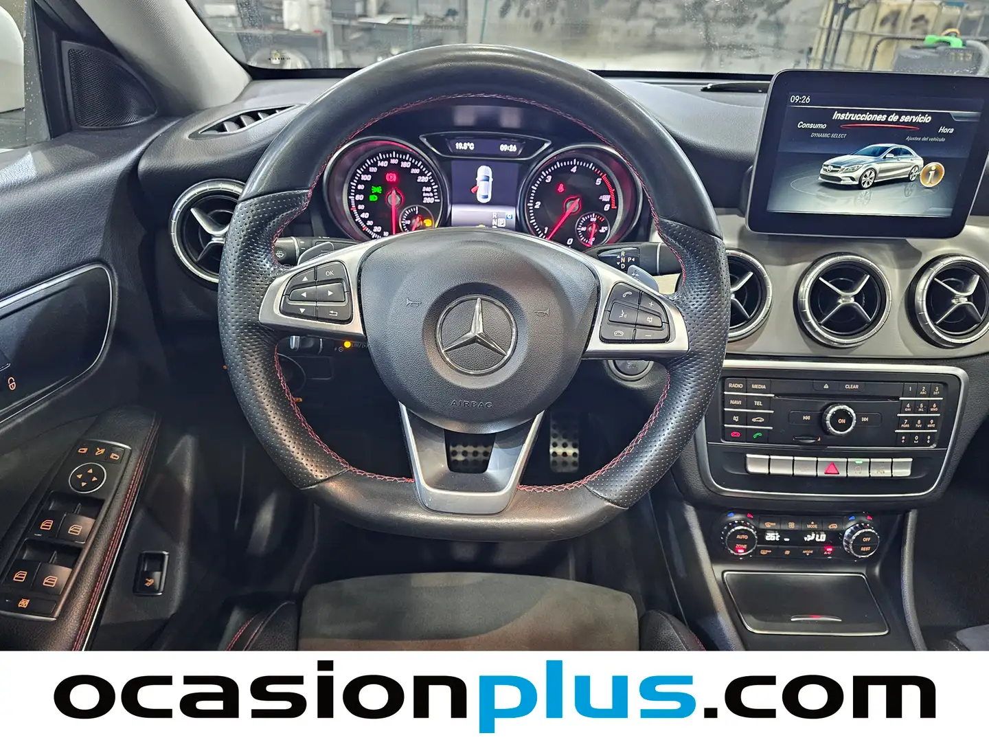 Foto Mercedes CLA Mercedes-Benz CLA 200 d (136 CV) PACK AMG