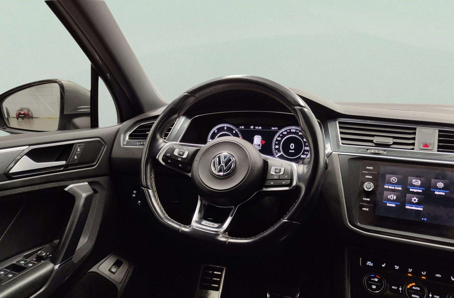 Volkswagen Tiguan Sport 2.0 TDI DSG - foto 29