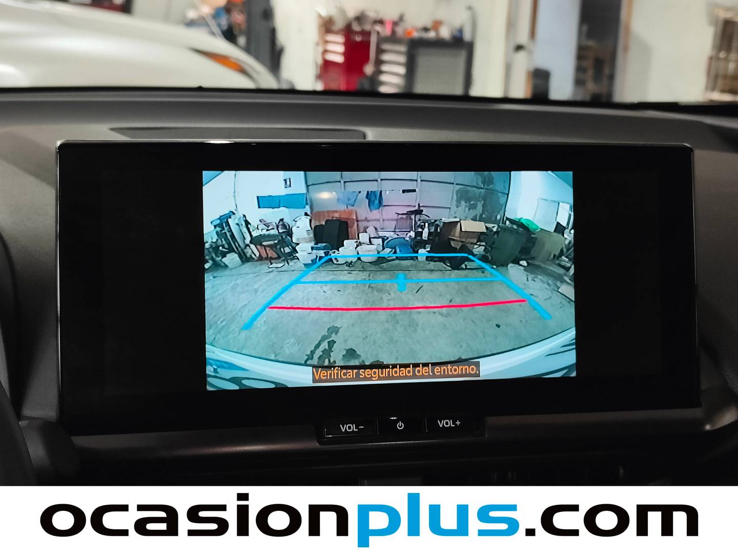 Equipamiento del Toyota C-HR Toyota C-HR 140H Advance (140 CV)