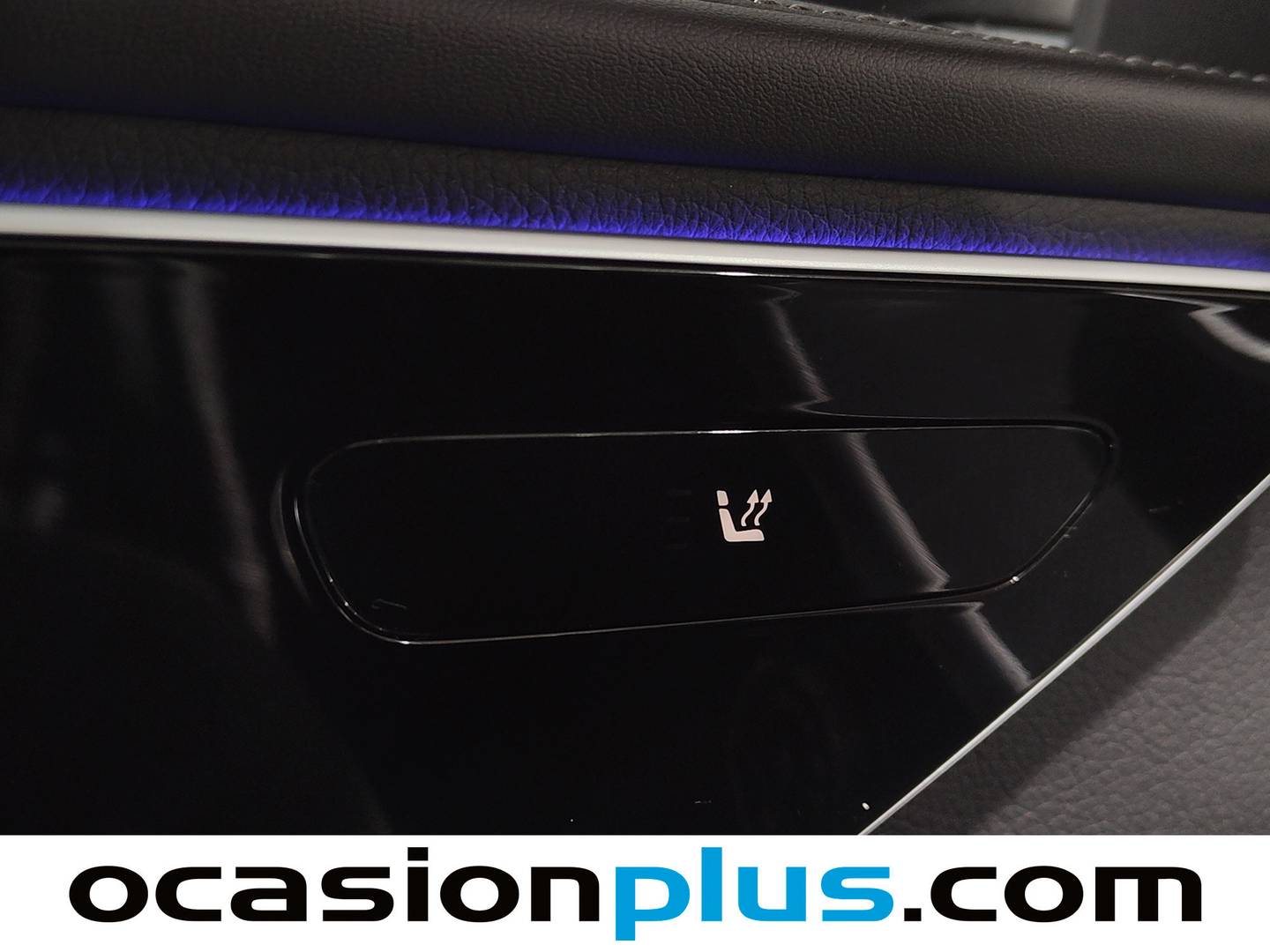 Extras y acabados del Mercedes Clase C Mercedes Clase C 300 de (313 CV) Pack AMG