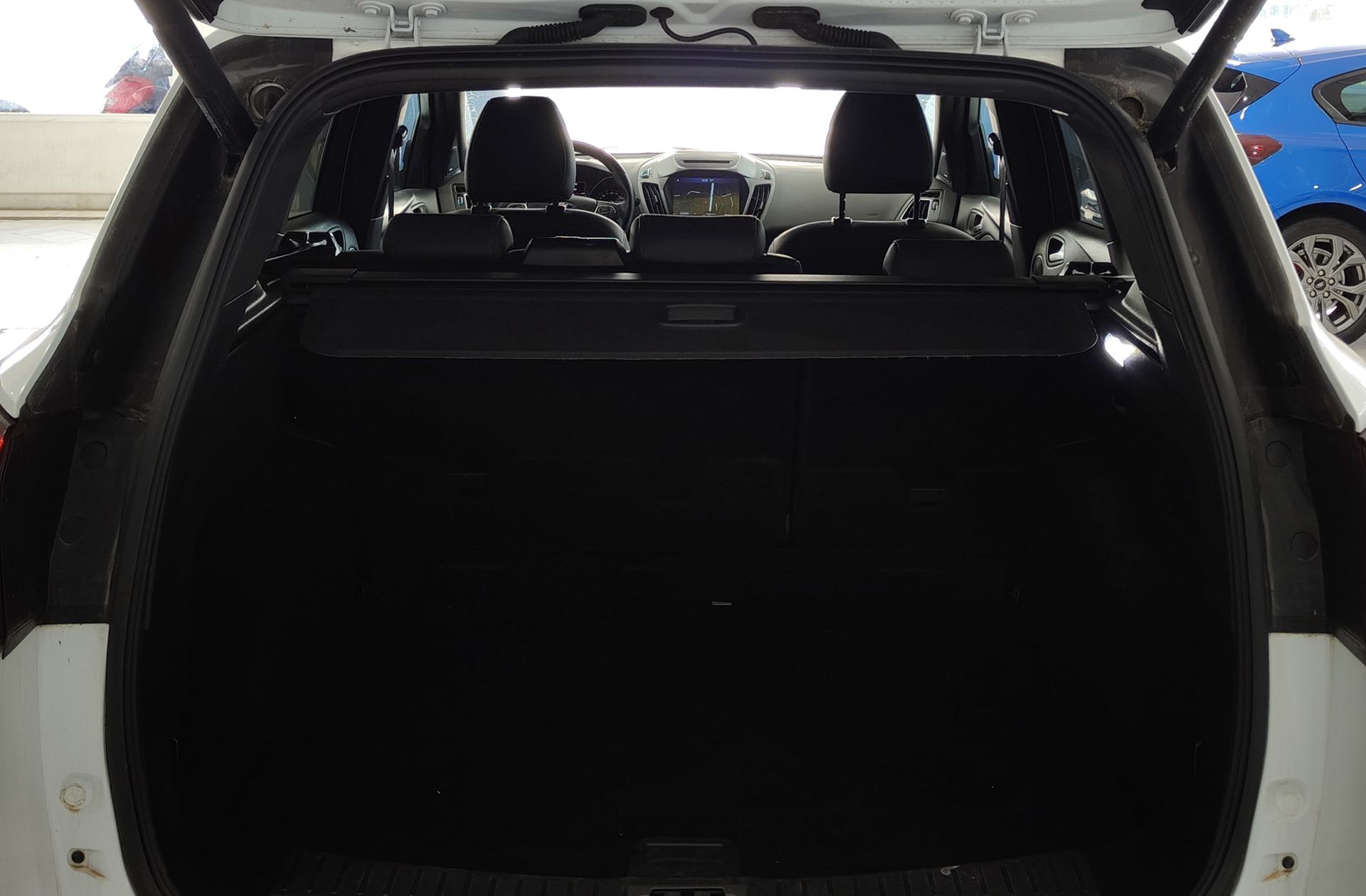 Ford Kuga 1.5 EcoBoost ST-Line 4x4 - foto 18