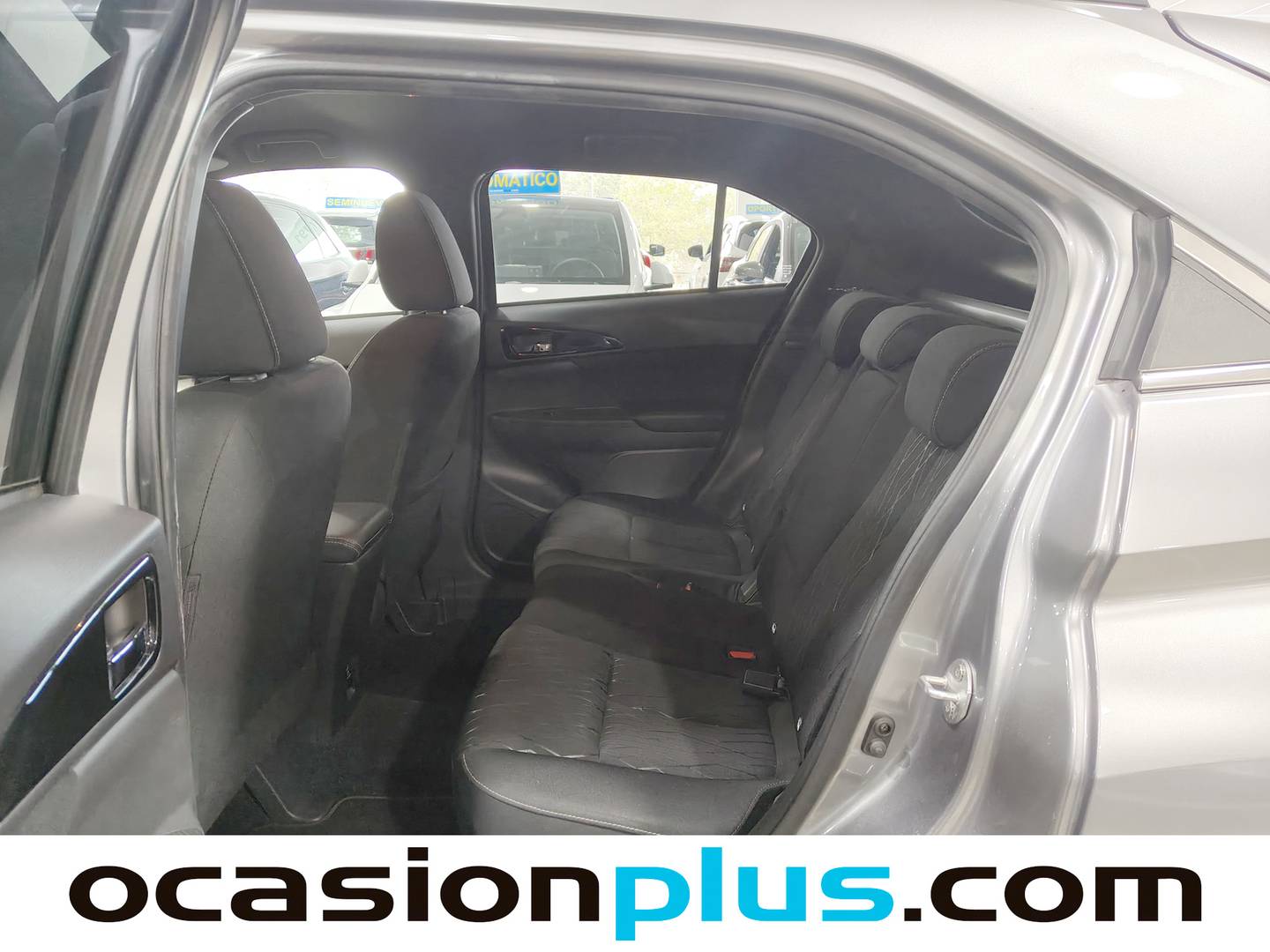 Foto asientos traseros Mitsubishi Eclipse Cross Mitsubishi Eclipse Cross 150T Motion 2WD (163 CV)