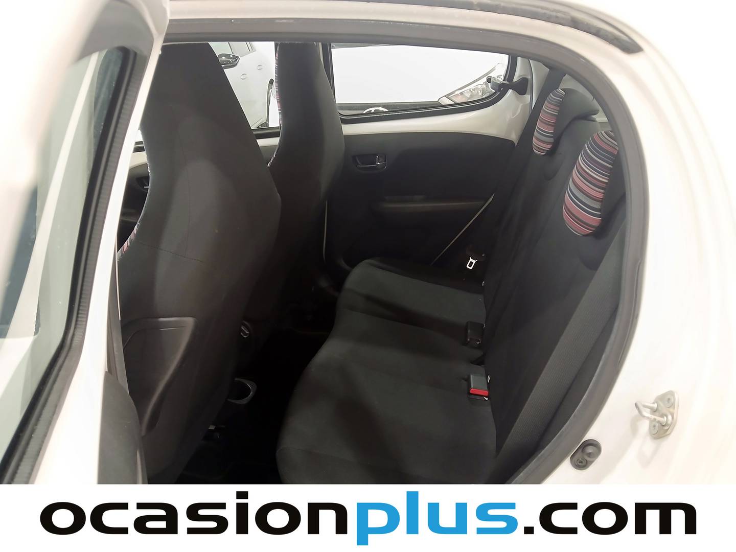 Foto asientos traseros Citroën C1 Citroen C1 VTi 72 S&S Airscape Shine (72 CV)