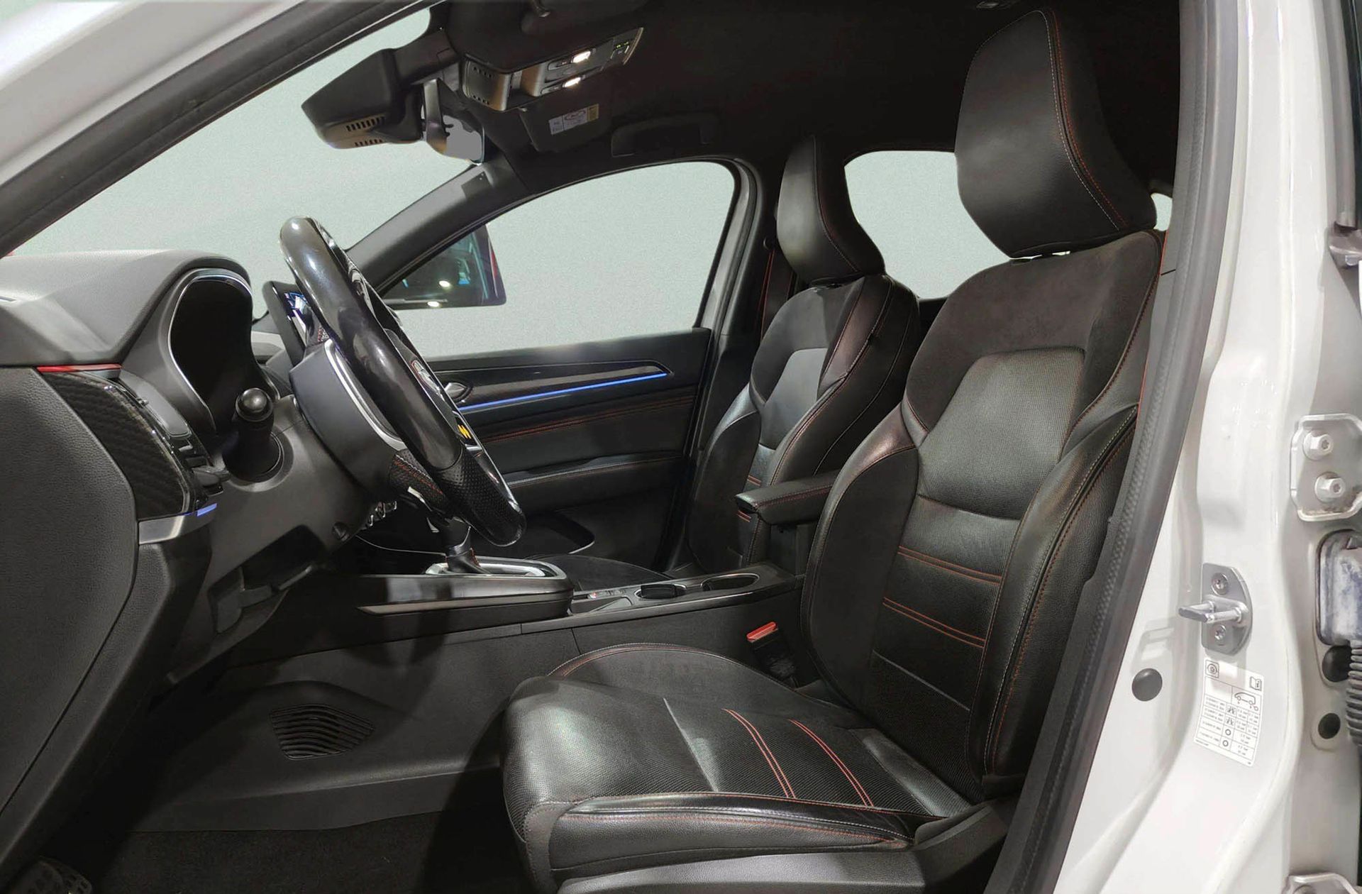 Renault Arkana RS Line TCe EDC Microhíbrido - foto 14