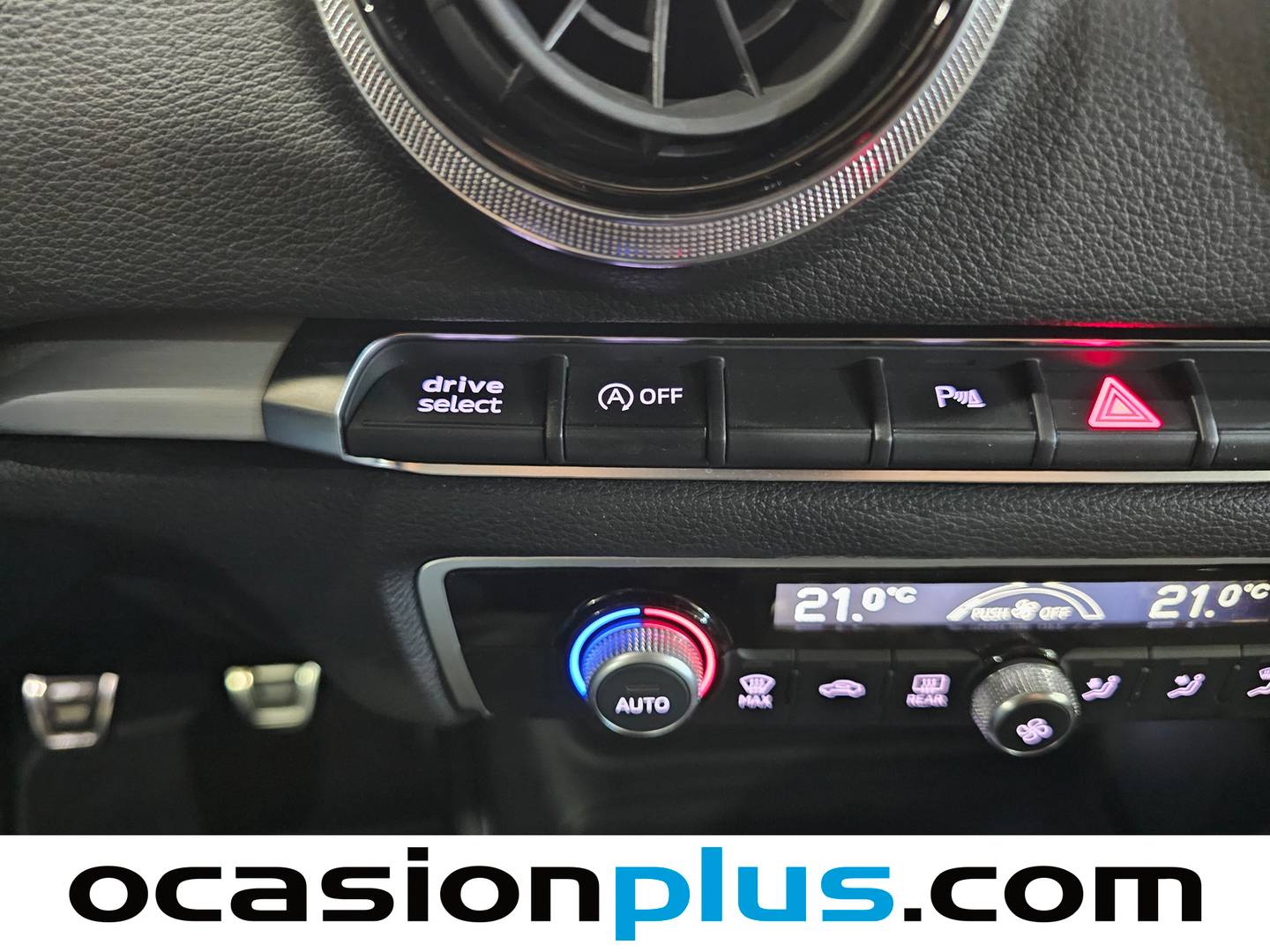 Acabados Audi A3 Audi A3 Sportback Black line 35 TDI (150 CV) PACK S-LINE