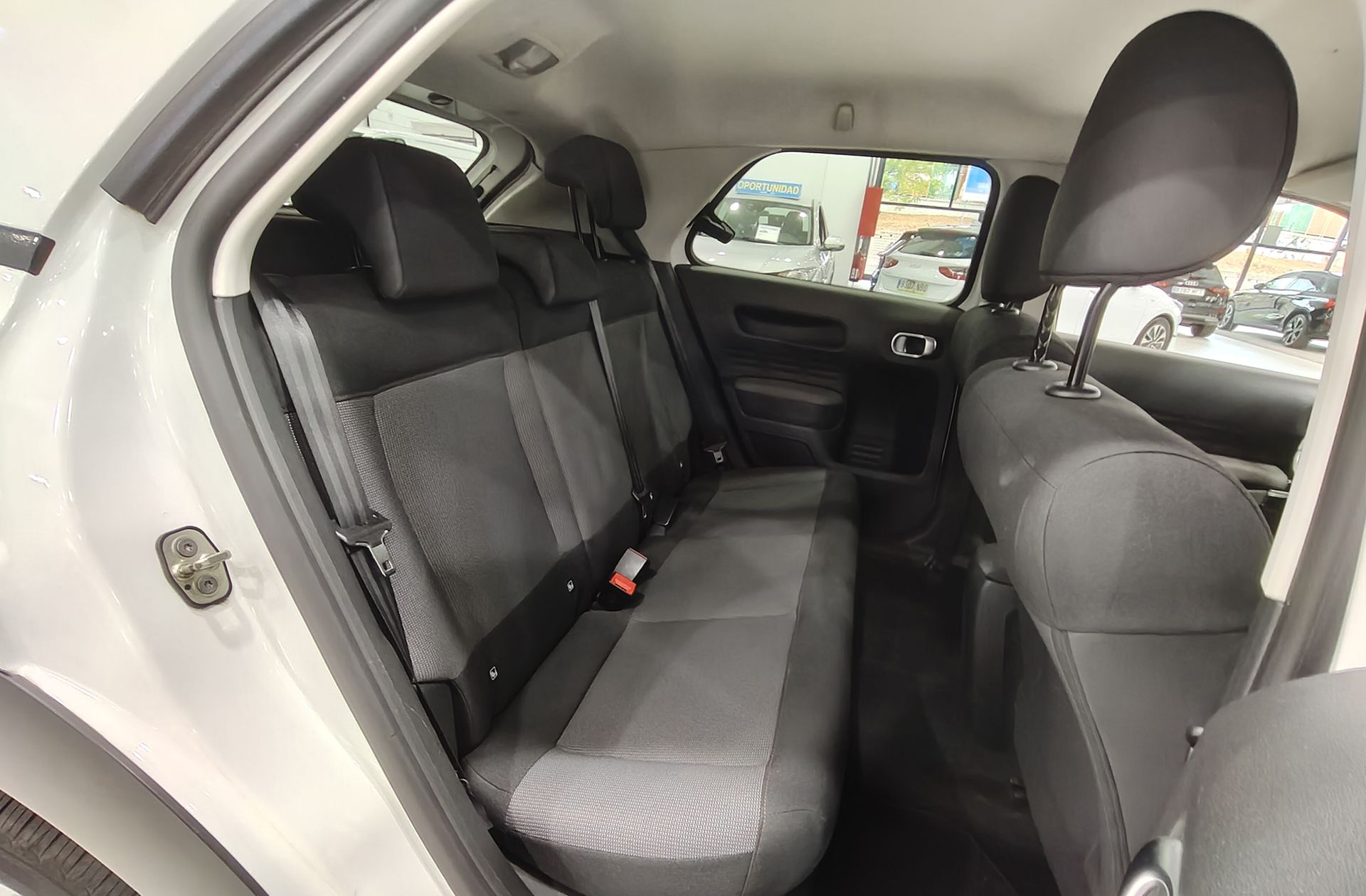 Citroën C4 Cactus BlueHDi 100 Feel - foto 14