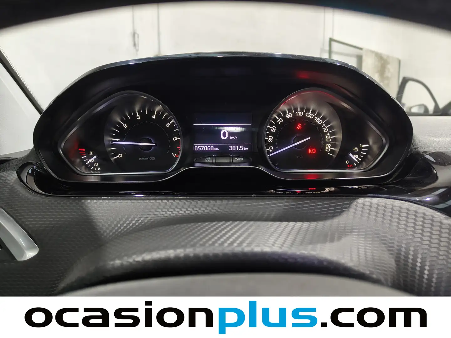 Foto Peugeot 208 Peugeot 208 PureTech 82 S&S Tech Edition (82 CV)