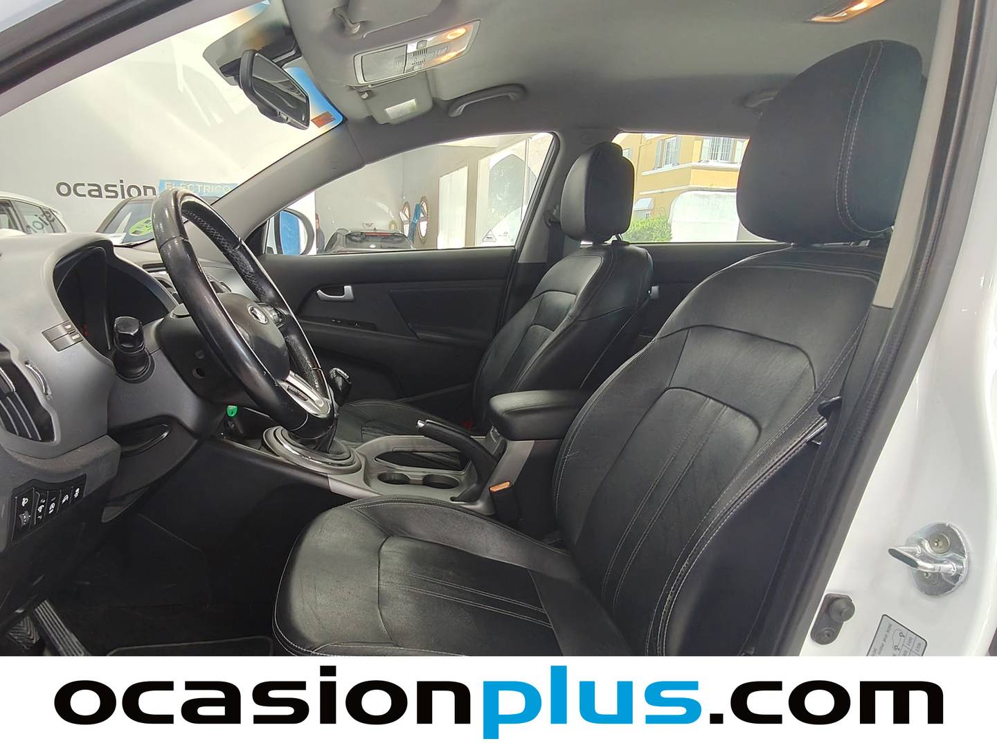 Foto asientos delanteros KIA Sportage KIA Sportage 1.6 GDI x-Tech Eco-Dynamics 4x2 (135 CV)