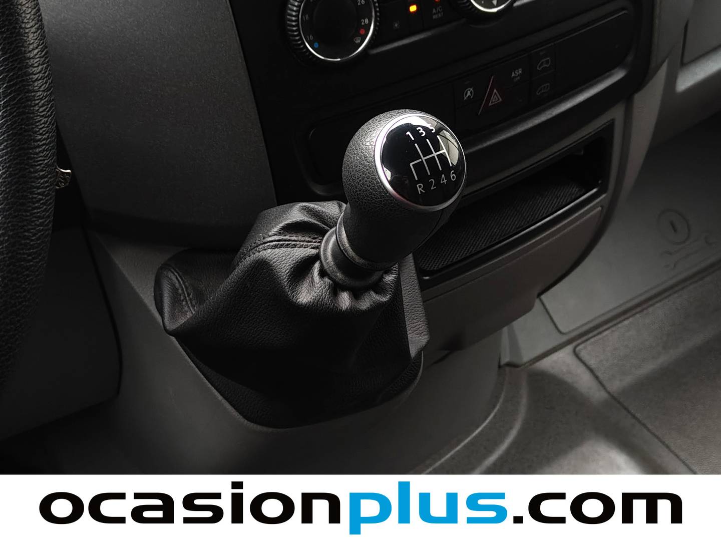 Foto Volkswagen Crafter Volkswagen Crafter Furgon Batalla Media TN 2.0 TDI BMT (136 CV) 3.500 3 Plazas