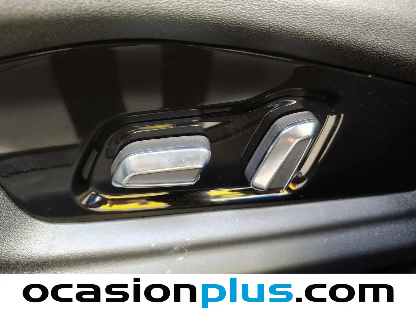 Foto OMODA 5 Omoda 5 1.6 T-GDI Premium DCT  (185 CV)