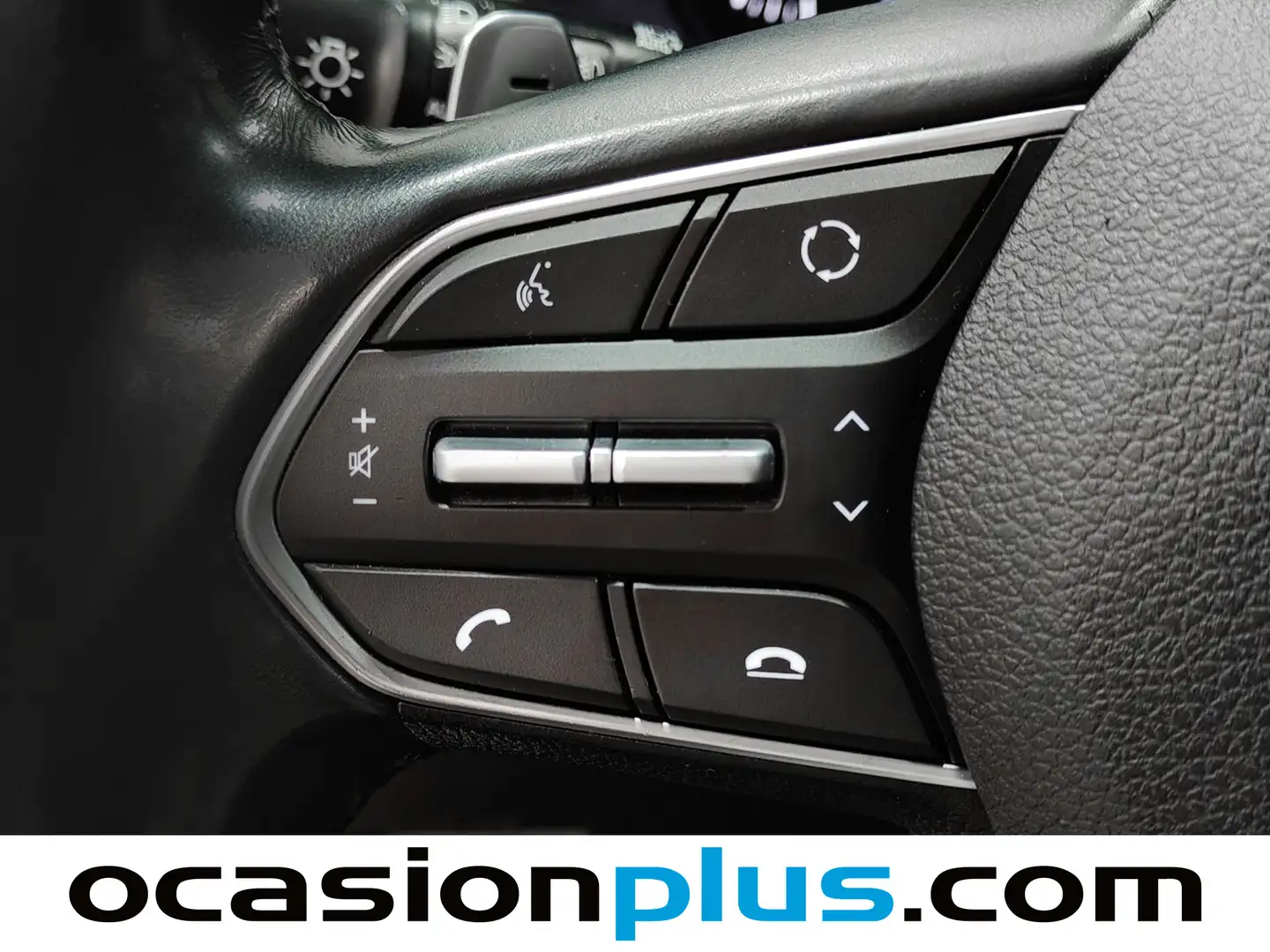 Foto Hyundai Santa Fe Hyundai Santa Fe 2.2 CRDI Tecno SR 4x2 Auto (200 CV) 7 Plazas