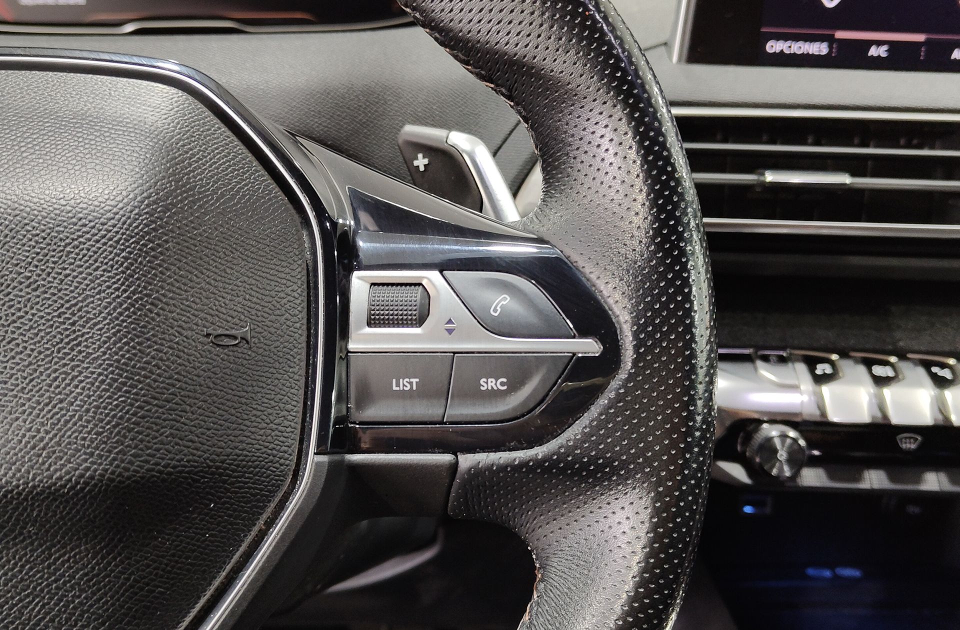 Peugeot 3008 THP 165 GT Line - foto 27