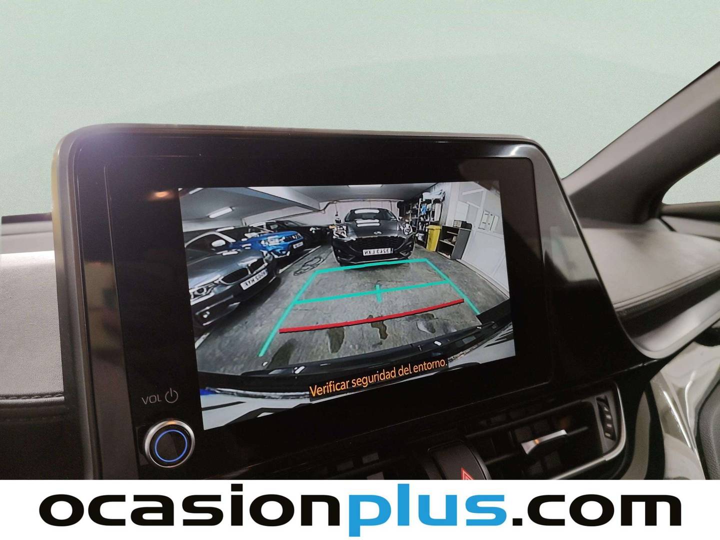 Equipamiento del Toyota C-HR Toyota C-HR 180H Advance (184 CV)
