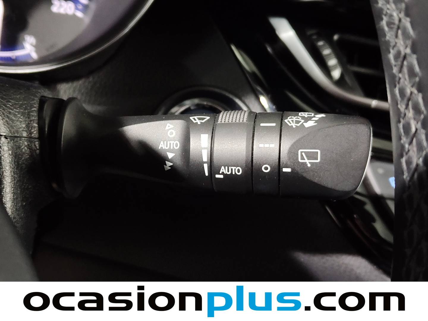 Foto Toyota C-HR Toyota C-HR 1.8 125H Advance Pack Plus (122 CV)