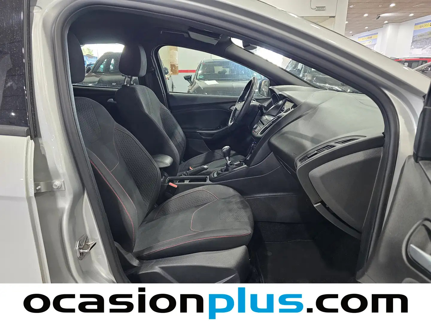 Foto Ford Focus Ford Focus 1.0 Ecoboost ST-Line Black&Red (125 CV)