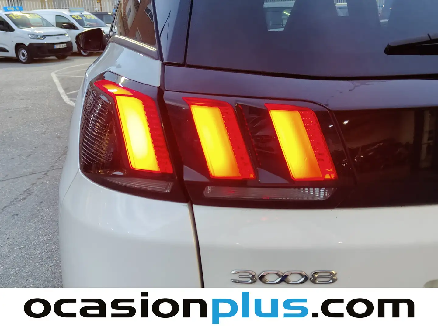 Foto Peugeot 3008 Peugeot 3008 PureTech 130 S&S Allure Pack (130 CV)