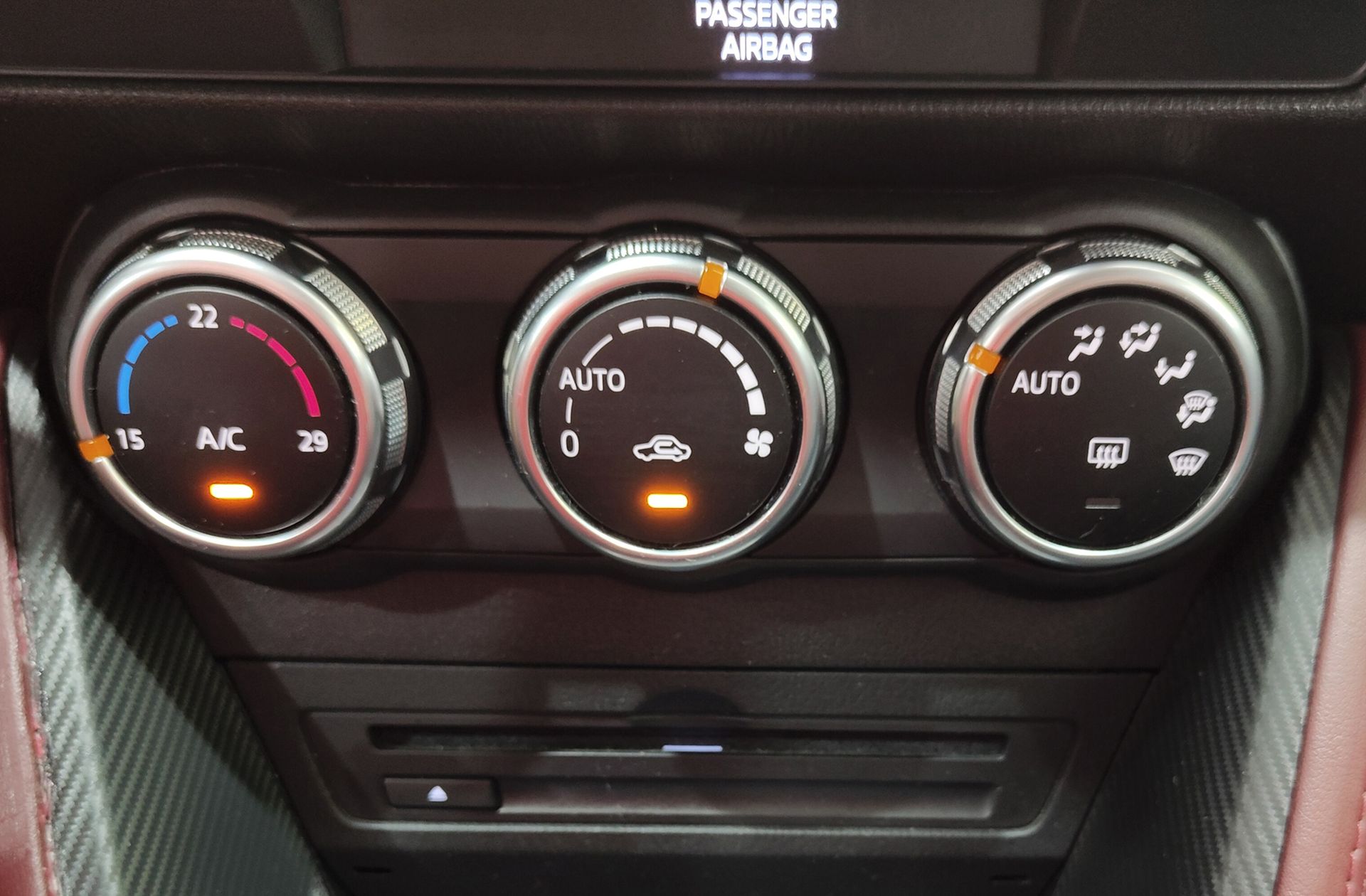 Mazda CX-3 2.0 Skyactiv GE Luxury 2WD - foto 24