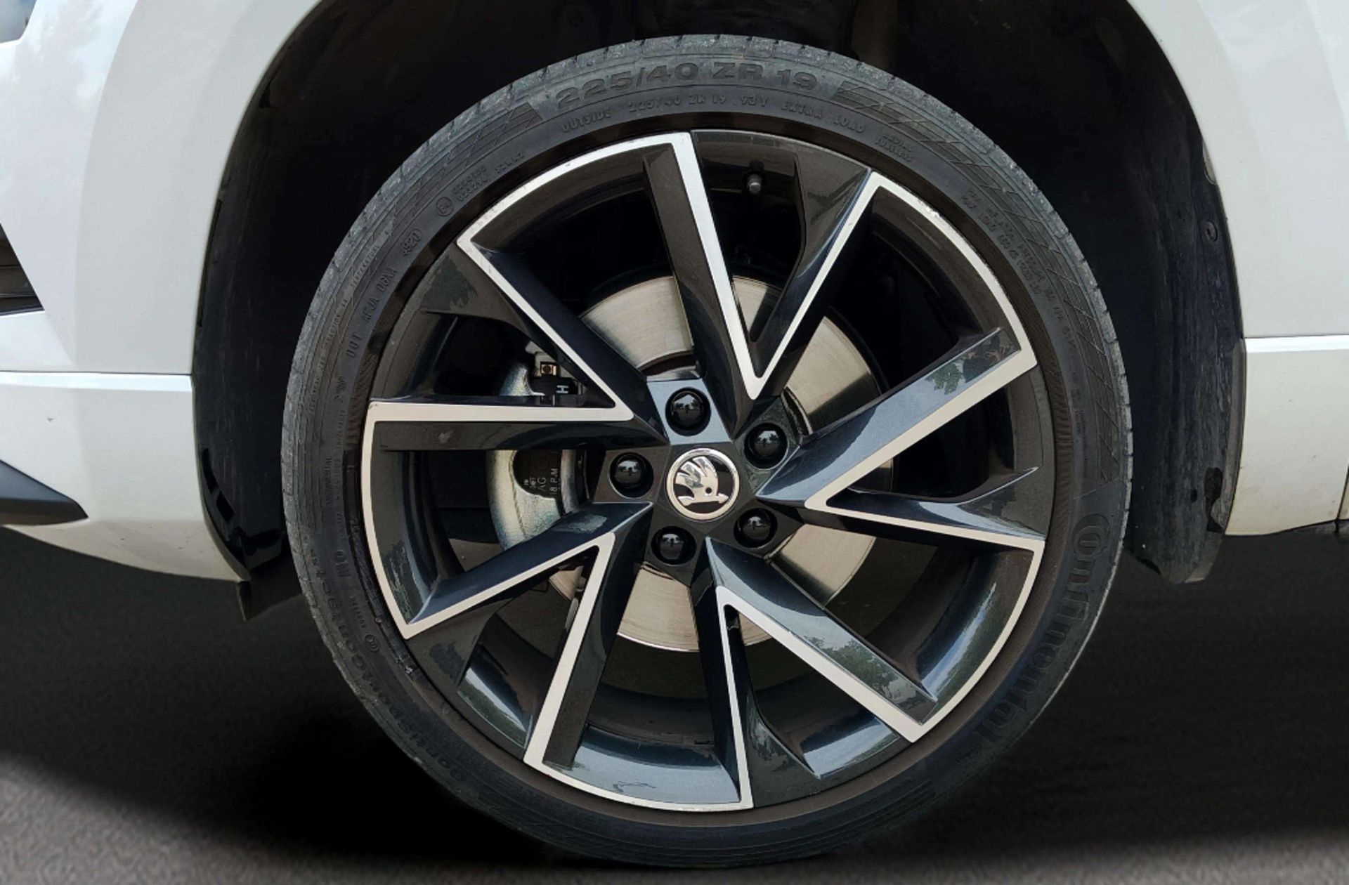 Škoda Karoq 1.5 TSI ACT Sportline - foto 37
