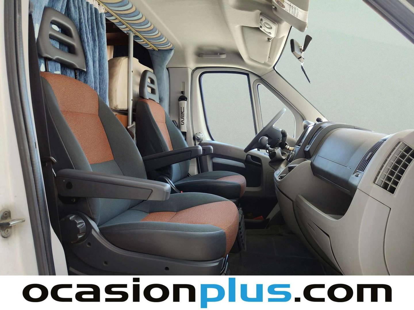 Foto asientos traseros Elnagh M 200 Elnagh M 200 2.3D Baron 47 D (130 CV) 7 Plazas