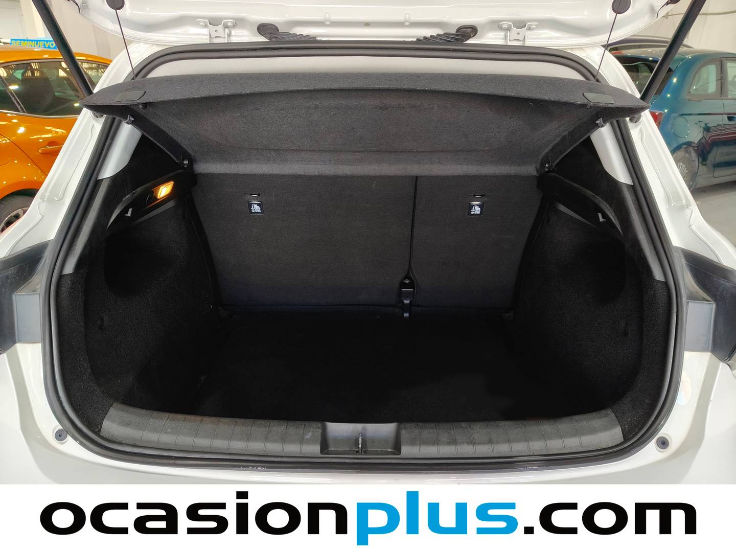 Foto Fiat Tipo Fiat Tipo 1.5 Hybrid Cross DCT 97 kW (130 CV)