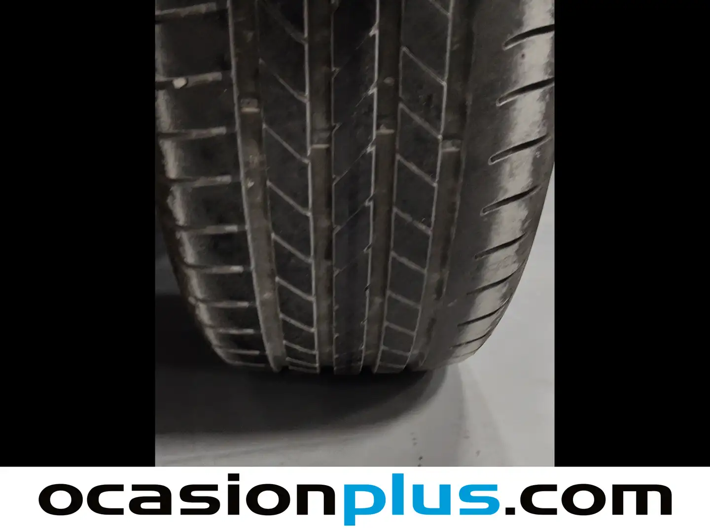 Foto Mercedes GLA Mercedes-Benz GLA GLA 200 AMG Line (156 CV)