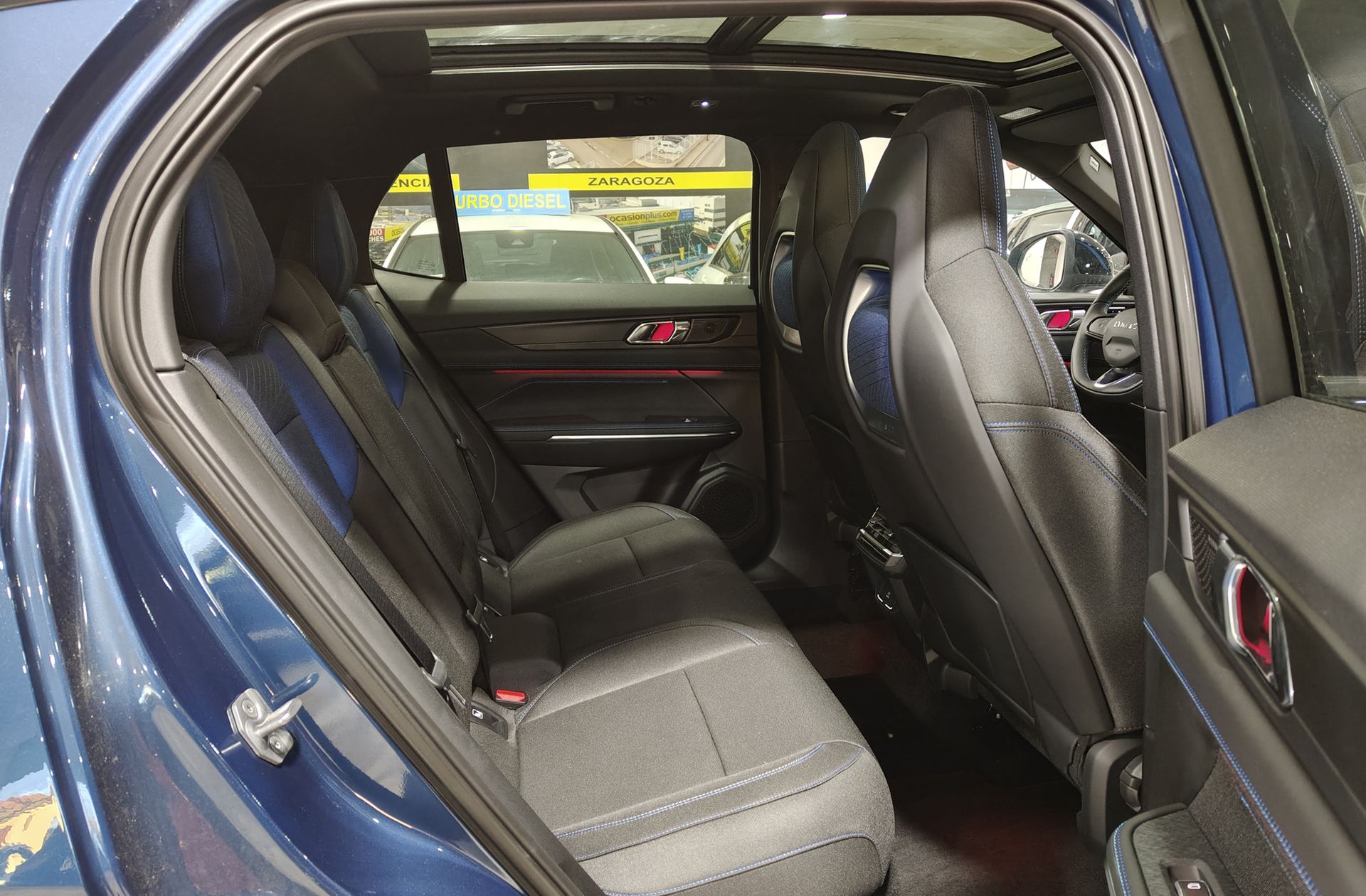 Lynk & Co 01 1.5 PHEV - foto 21