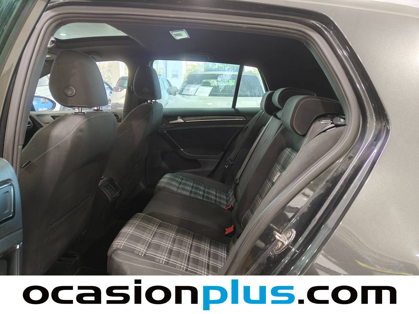 Foto asientos traseros Volkswagen Golf Volkswagen Golf GTD 2.0 TDI BMT (184 CV)
