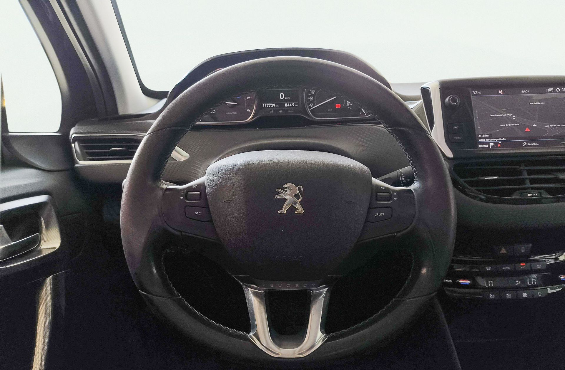 Peugeot 2008 BlueHDi 120 Allure - foto 14