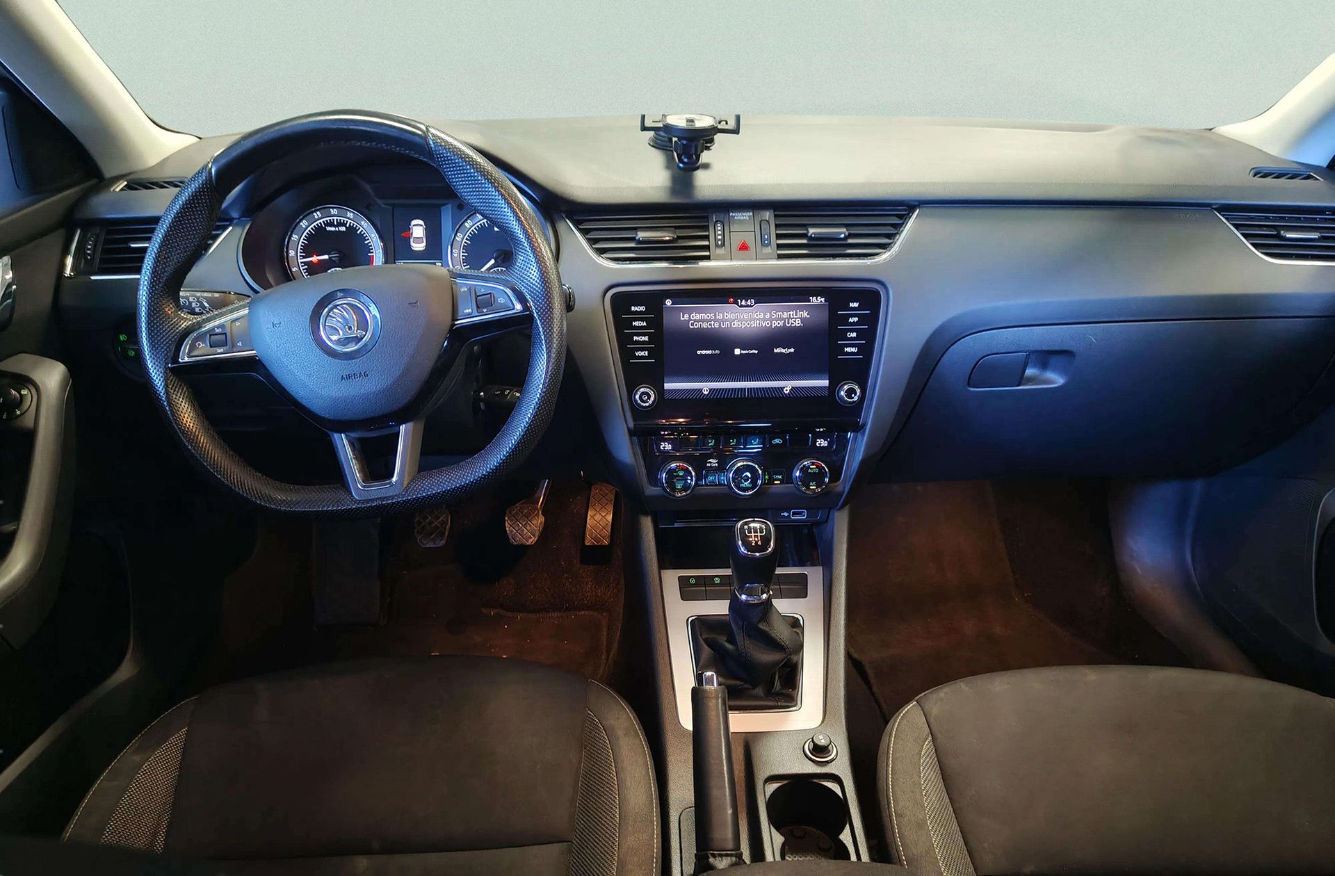 Škoda Octavia 1.6 TDI Like - foto 6