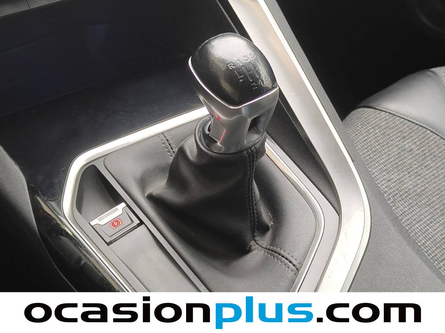 Peugeot 3008 Peugeot 3008 PureTech 130 S&S Allure (130 CV) de segunda mano