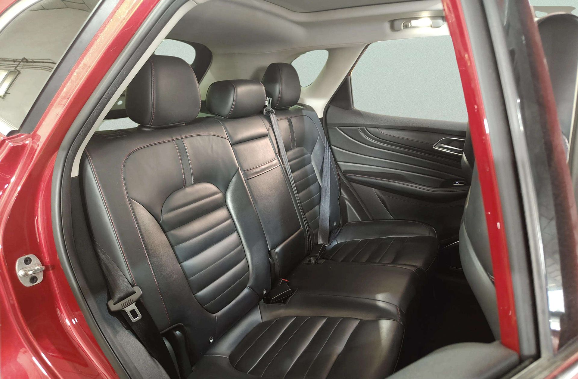 MG eHS 1.5 T-GDi PHEV Luxury - foto 21
