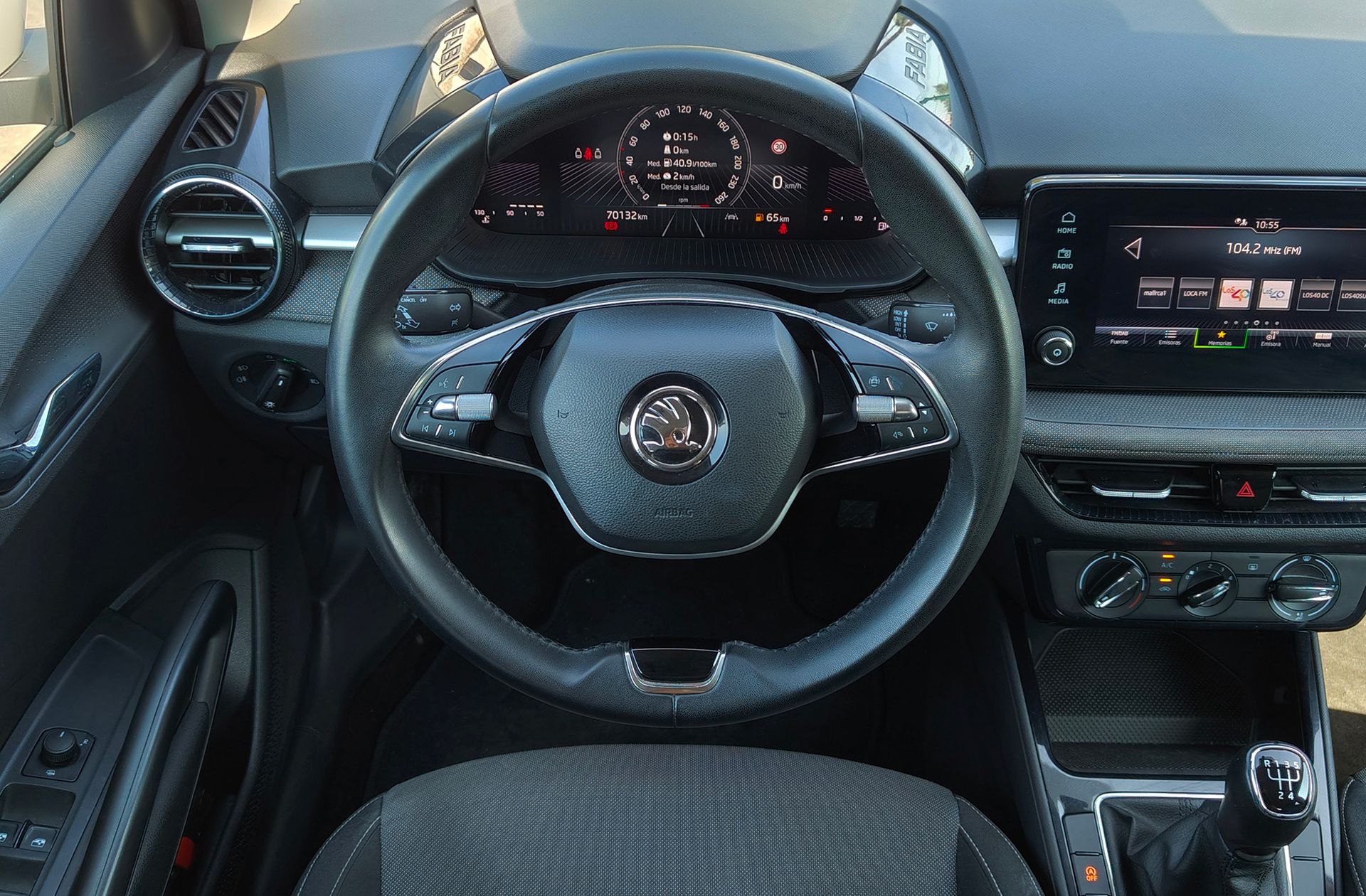 Škoda Fabia 1.0 TSI Selection - foto 22