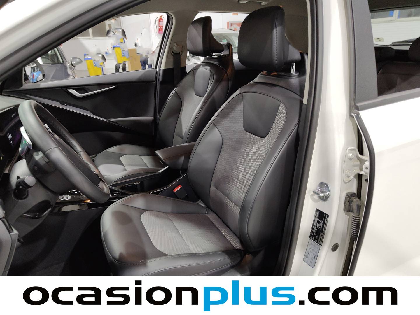 Foto KIA Niro Kia Niro 1.6 GDi HEV Drive (129 CV)