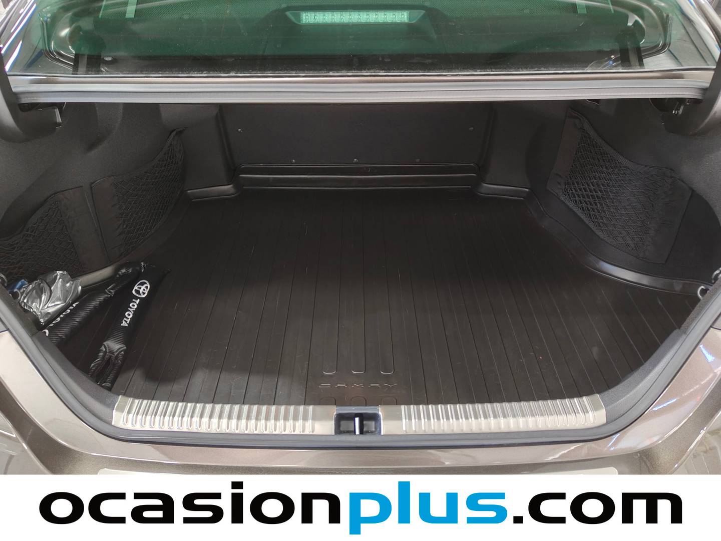 Foto asientos delanteros Toyota Camry Toyota Camry 2.5 220H Luxury (218 CV)