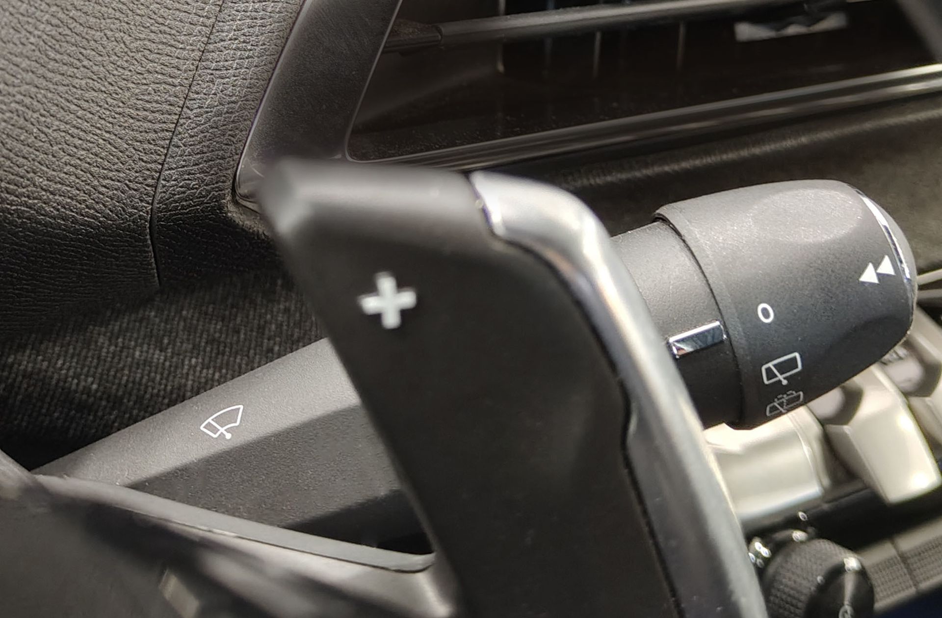 Peugeot 5008 PureTech 130 Allure Pack EAT8 7 plazas - foto 26