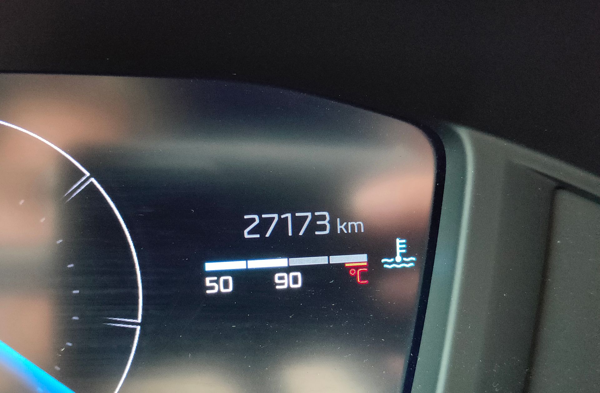 Peugeot 2008 PureTech 130 Allure EAT8 - foto 10