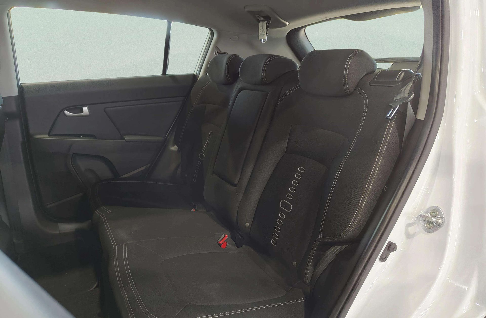 Kia Sportage 1.6 GDI Drive 4x2 - foto 9