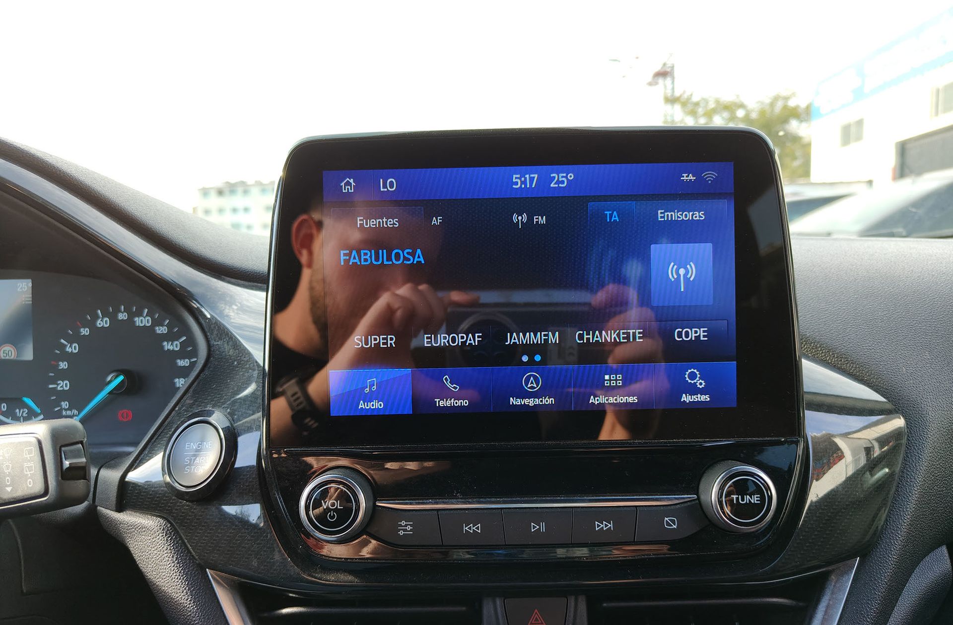 Ford Fiesta 1.0 EcoBoost MHEV ST-Line - foto 33