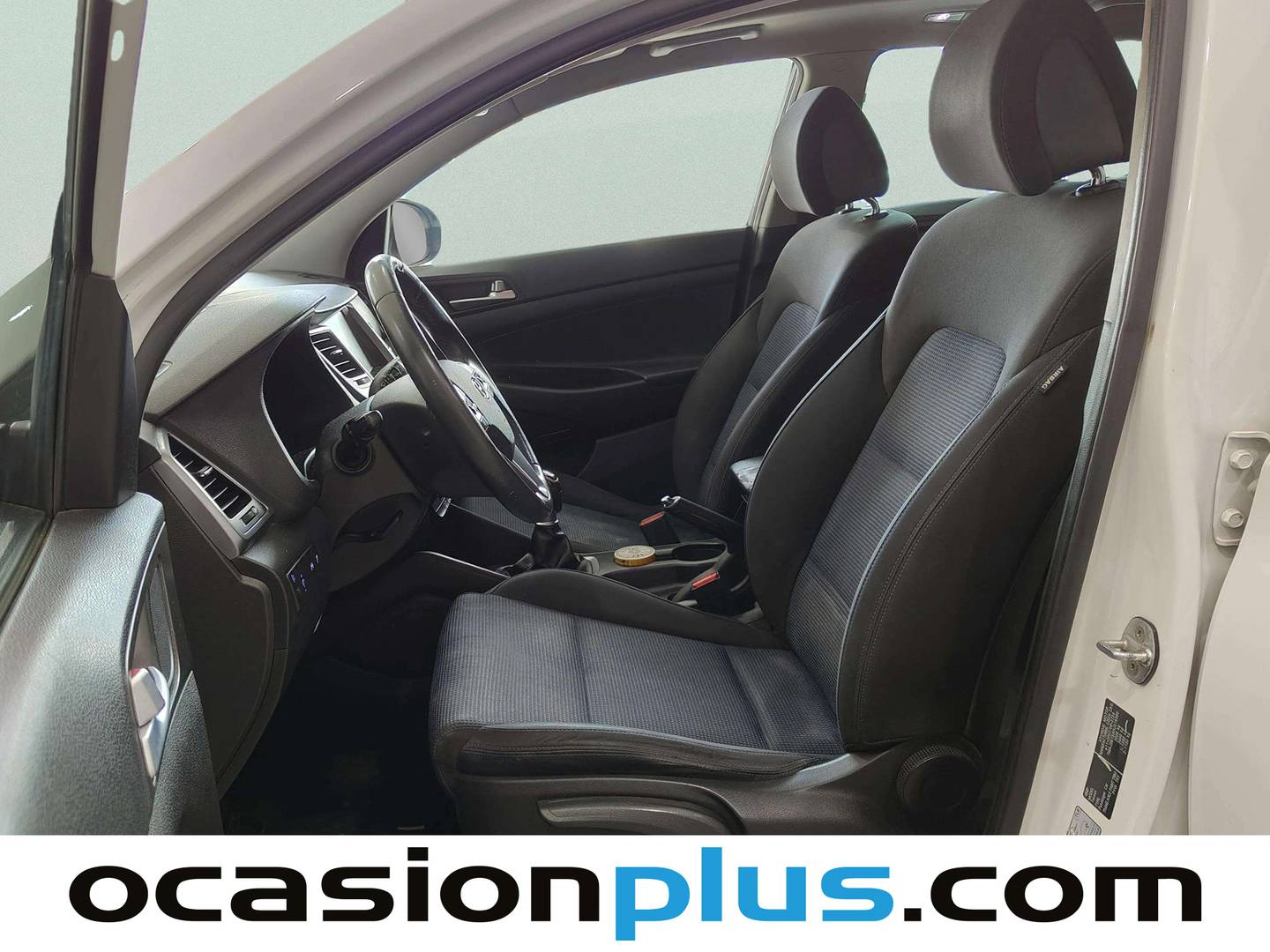 Foto asientos delanteros Hyundai Tucson Hyundai Tucson 1.7 CRDI BlueDrive Tecno Sky 4x2 (115 CV)