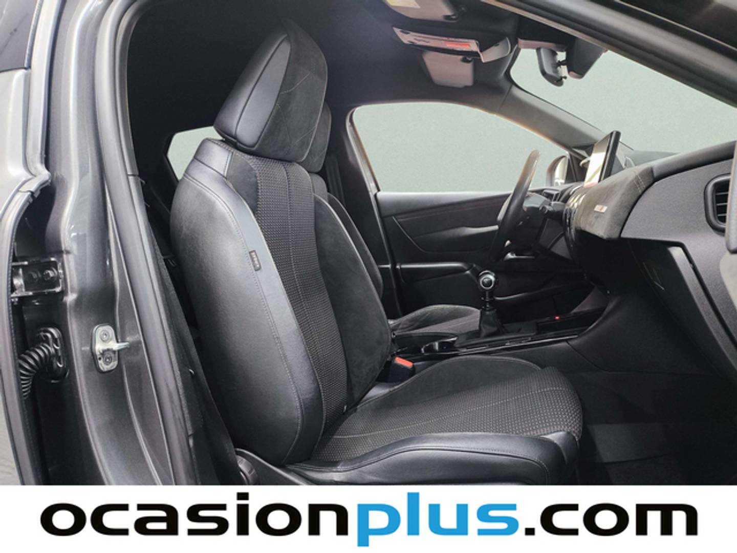 Foto DS DS 3 Crossback DS DS3 Crossback Performance Line BlueHDi (110 CV)