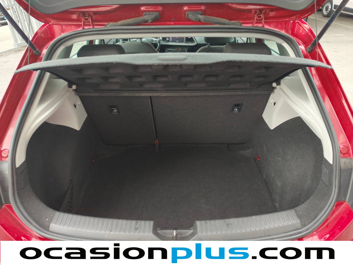 Fotos maletero Seat León SEAT León 1.6 TDI S&S Style Visio (115 CV)